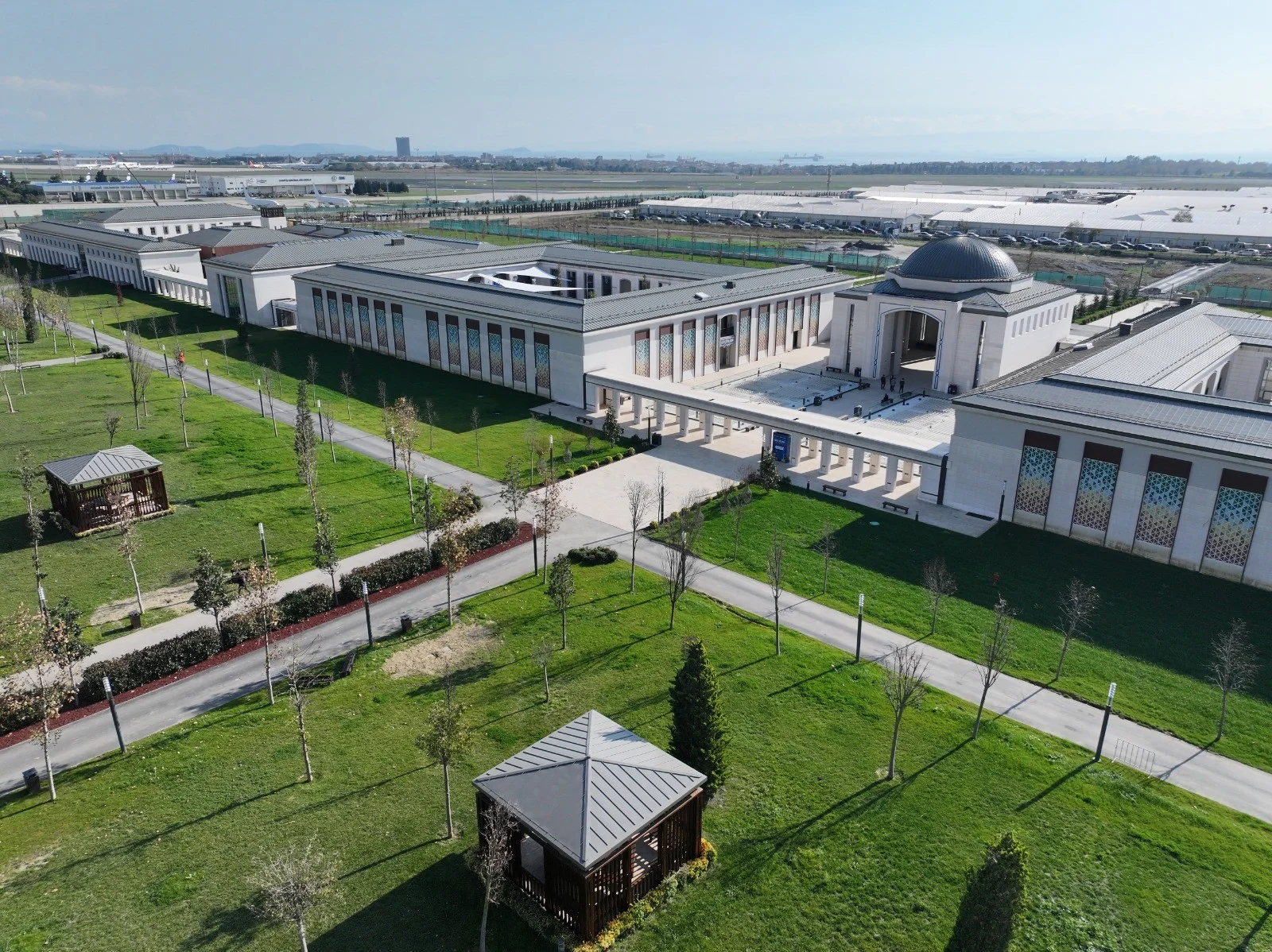 Atatürk Havalimanı Millet Bahçesi