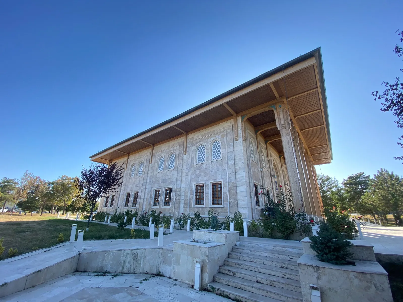 Düzce Gümüşova Camii